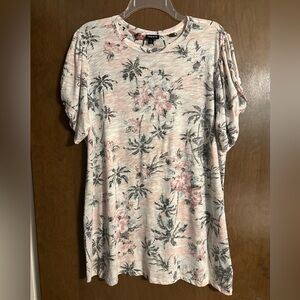 Torrid Tropical Print Relaxed Short Sleeve T-Shirt